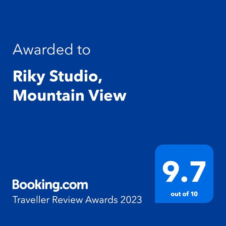Apartamento Riky Apart Mountain View Sinaia Exterior foto